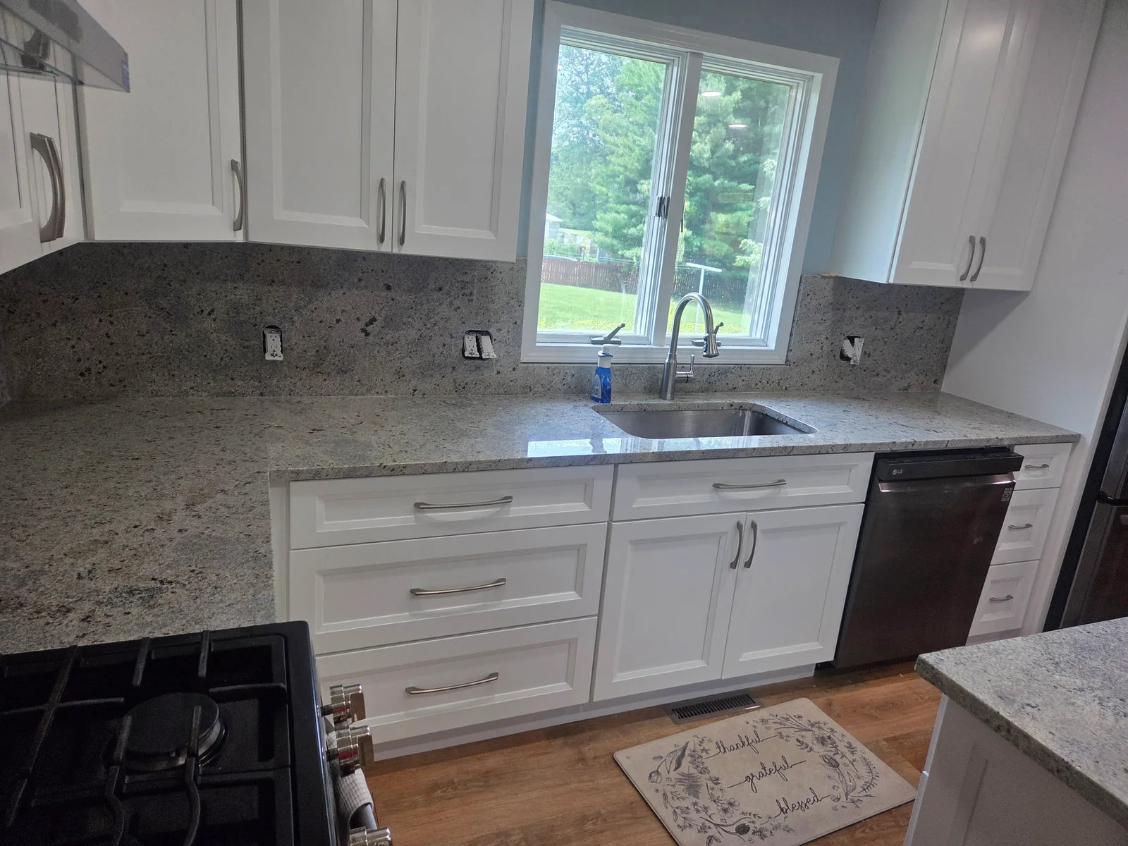 Aaron A.'s kitchen by STL Cabinetry