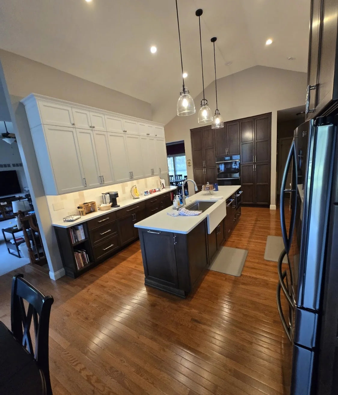 Ray Beste's kitchen by STL Cabinetry